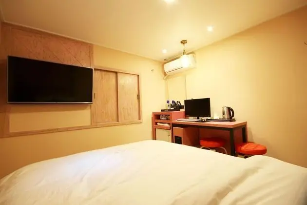 Oda (Standard room-Parking available (driv)