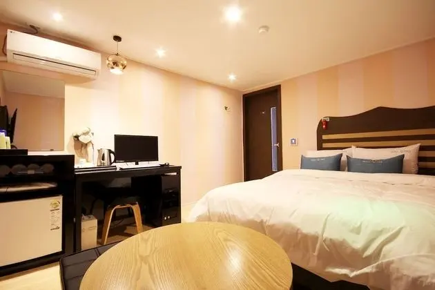 Oda (Standard room-Parking available (driv)