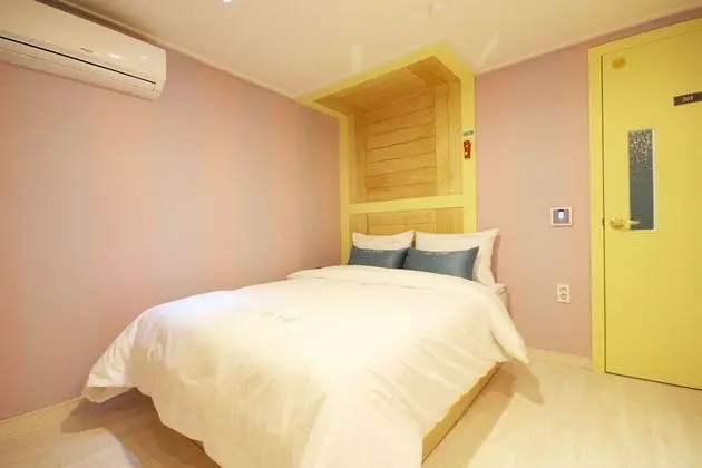 Oda (Standard room-Parking available (driv)