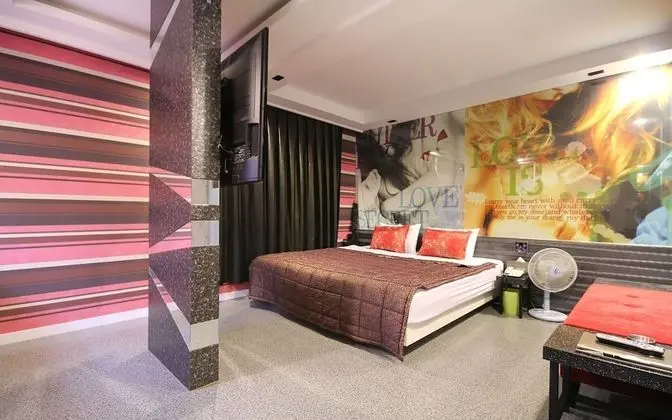 Oda (Walk-in Special Price Standard Room)