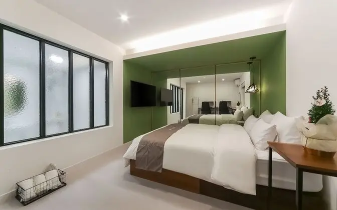 Oda (Couple PC Room - Breakfast Included ()