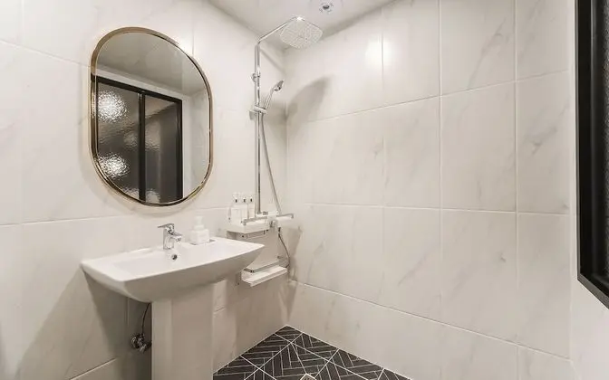 Oda (Standard - Breakfast Included (Double)