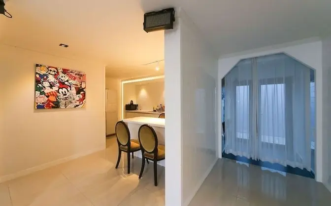 Oda (Penthouse Rooftop Barbecue (Netflix a)