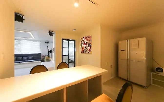 Oda (Penthouse Rooftop Barbecue (Netflix a)