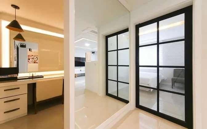 Oda (Penthouse Rooftop Barbecue (Netflix a)