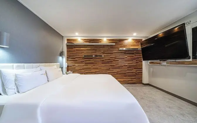 Oda (Semi-suite Room-River View)