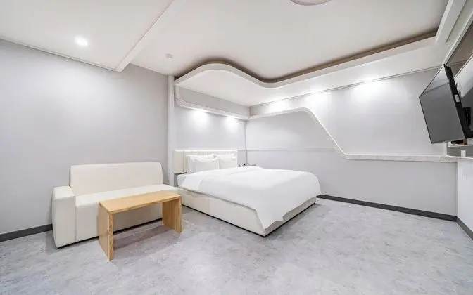 Oda (Semi-suite Room-River View)