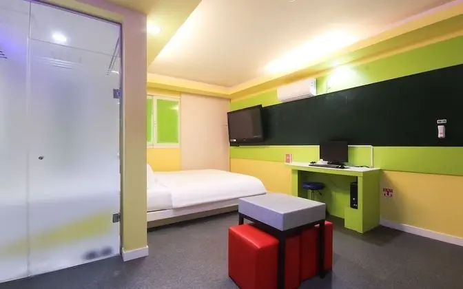 Oda (General room (latex bed))