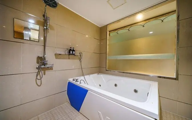 Oda (General room (latex bed))