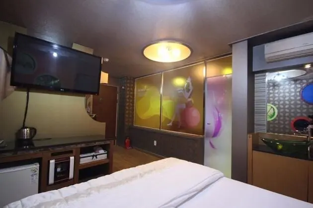 Oda (Special Room)