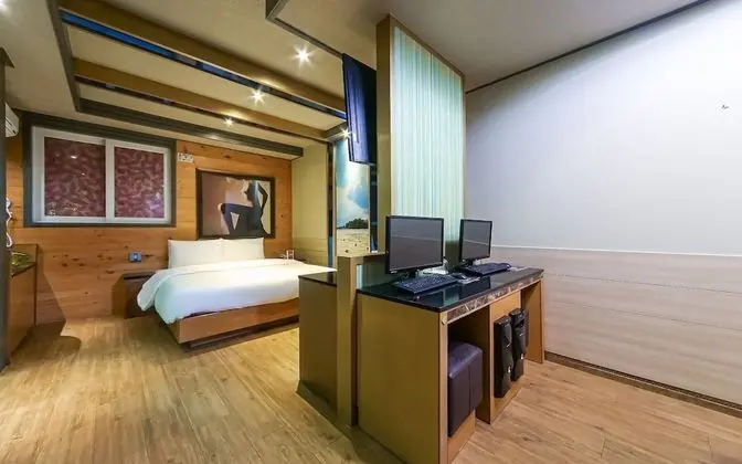 Oda (Special Room)