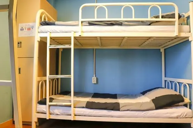 Ortak Ranzalı Oda, Sadece kadınlar için