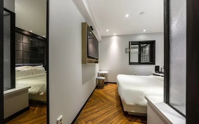 Oda (Standard (Latest Movie))