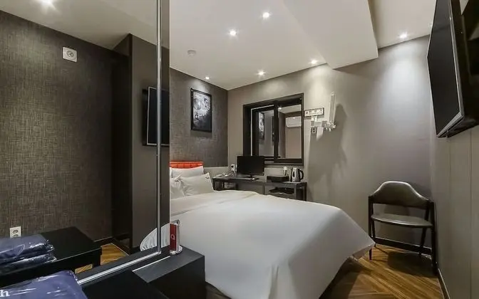 Oda (Standard (Latest Movie))