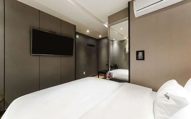 Oda (Standard (Latest Movie))