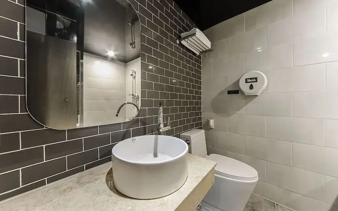 Oda (Standard (Latest Movie))