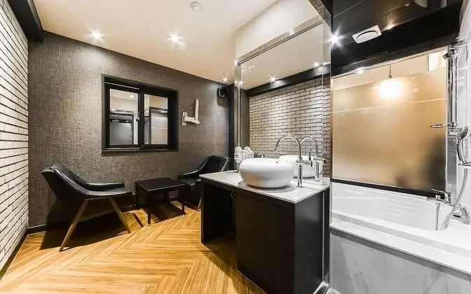 Oda (VIP (latest movie spa))