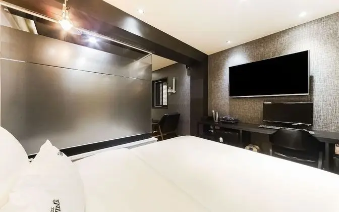 Oda (VIP (latest movie spa))