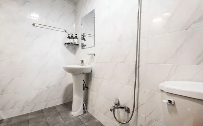 Oda (Standard Room B (No Parking))