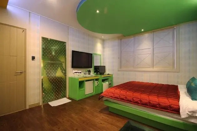 Oda (Standard room (Netflix viewing availa)