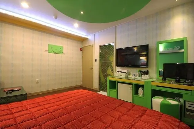 Oda (Standard room (Netflix viewing availa)