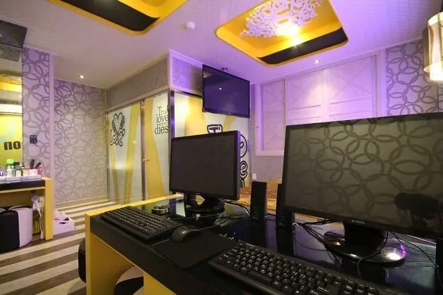 Oda (Suite room (Netflix viewing available)