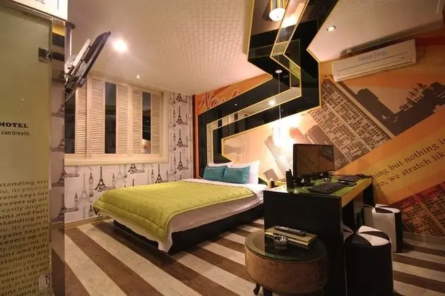 Oda (Suite room (Netflix viewing available)