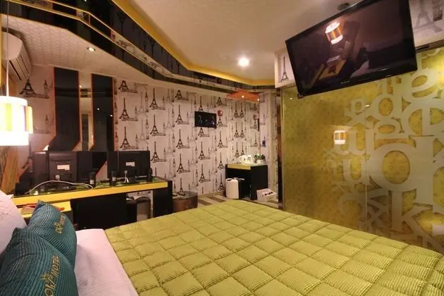 Oda (Suite room (Netflix viewing available)