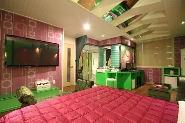 Oda (VIP (Netflix viewing available))