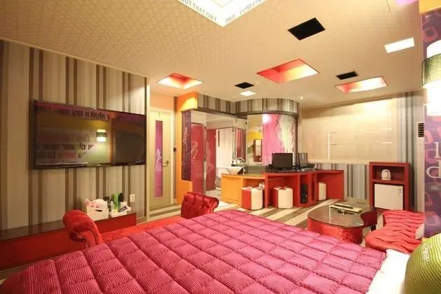 Oda (VIP (Netflix viewing available))