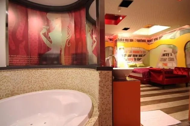 Oda (VIP (Netflix viewing available))