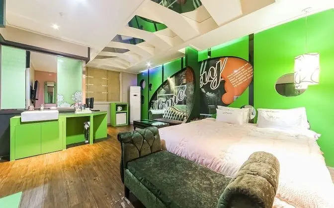 Oda (VIP (Netflix viewing available))