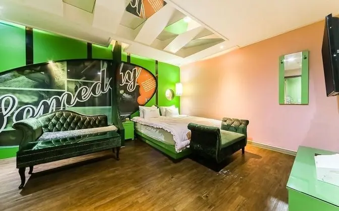 Oda (VIP (Netflix viewing available))