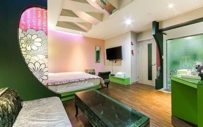 Oda (VIP (Netflix viewing available))