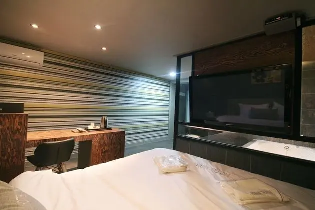 Oda (VIP (Netflix + Cine Hotel free to wat)