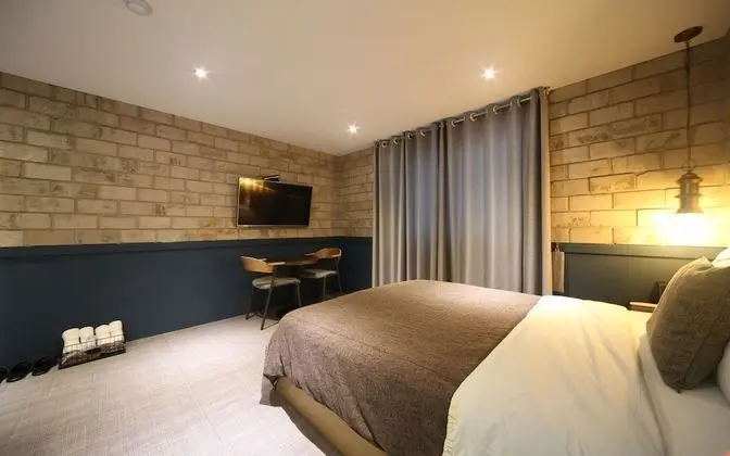 Oda (Deluxe Double Room (Netflix viewing a)