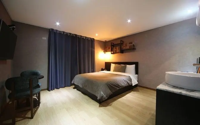 Oda (Deluxe Double Room (Netflix viewing a)