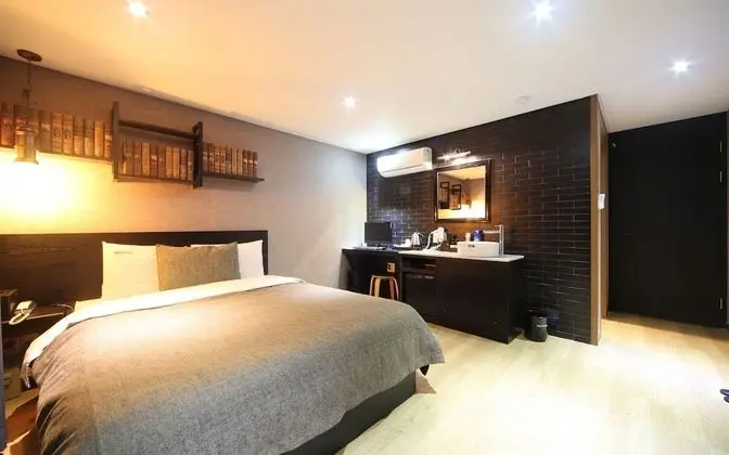 Oda (Deluxe Double Room (Netflix viewing a)
