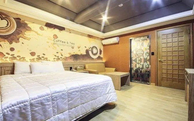 Oda (Standard room (VOD viewing available/)