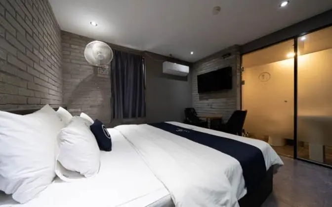 Oda (PC room (couple PC fully equipped wit)