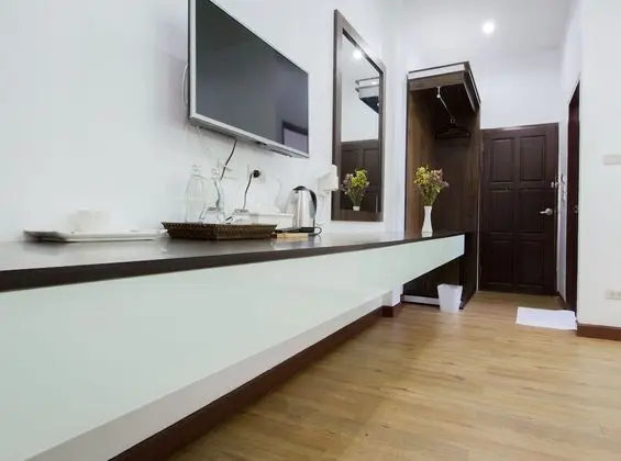 Deluxe Room with Balcony