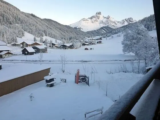 Family Apart Daire, 2 Yatak Odası, Balkon, Dağ Manzaralı