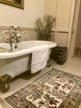 Design Ev, Özel Banyo (BUSCOT MANOR LUXURY HOUSE)