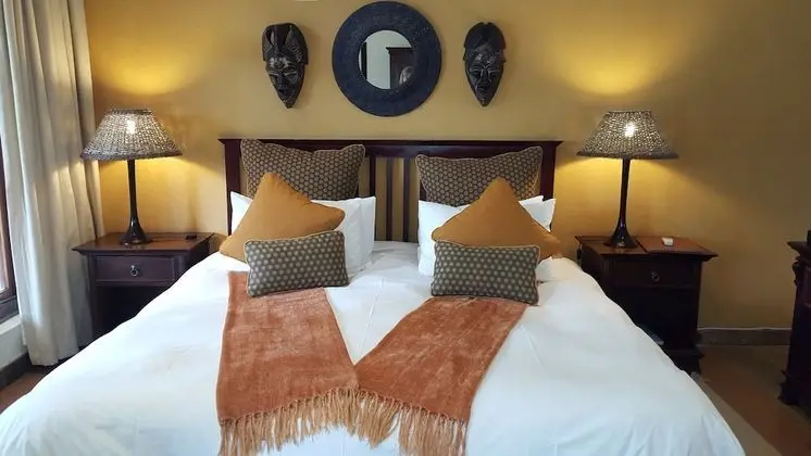 Deluxe Tek Büyük Yataklı Oda (Double Bedroom Mushana )
