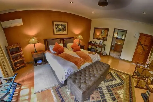 Family Oda (Family Room Zvankanaka )