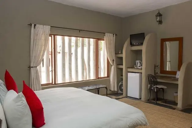 Deluxe Suite, 1 Bedroom, Courtyard view
