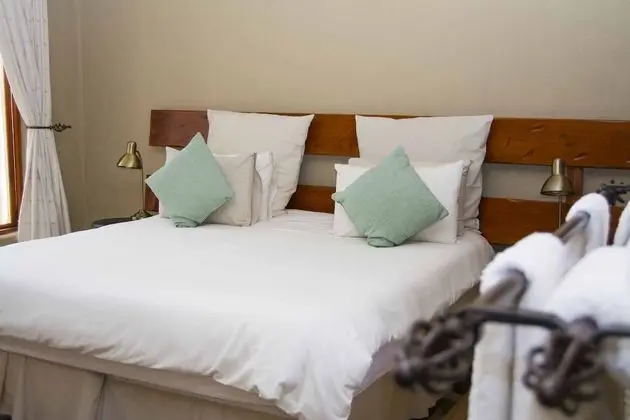 Deluxe Suite, 1 Bedroom, Courtyard view