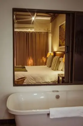 Luxury Oda