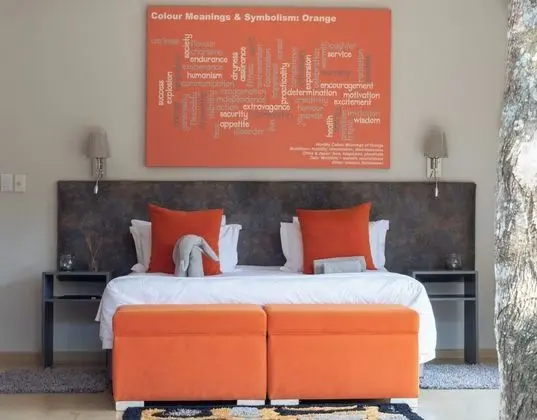 Boutique Green Monkey Orange Sleeps 4