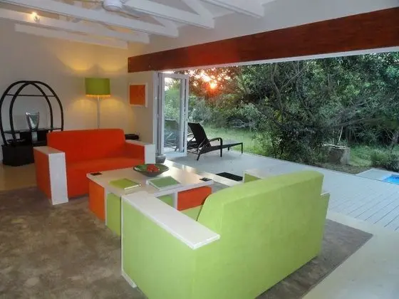 Boutique Green Monkey Orange Sleeps 4